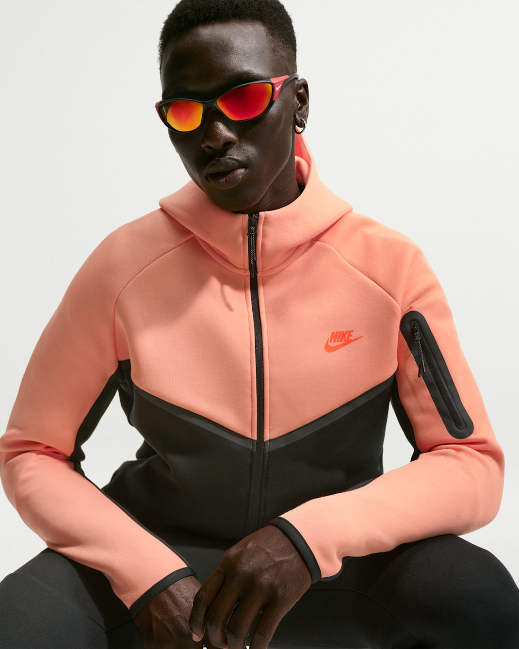 Pánská flísová bunda Nike Tech Windrunner se zipem po celé délce - Orange Frost/Černá/Hyper Crimson