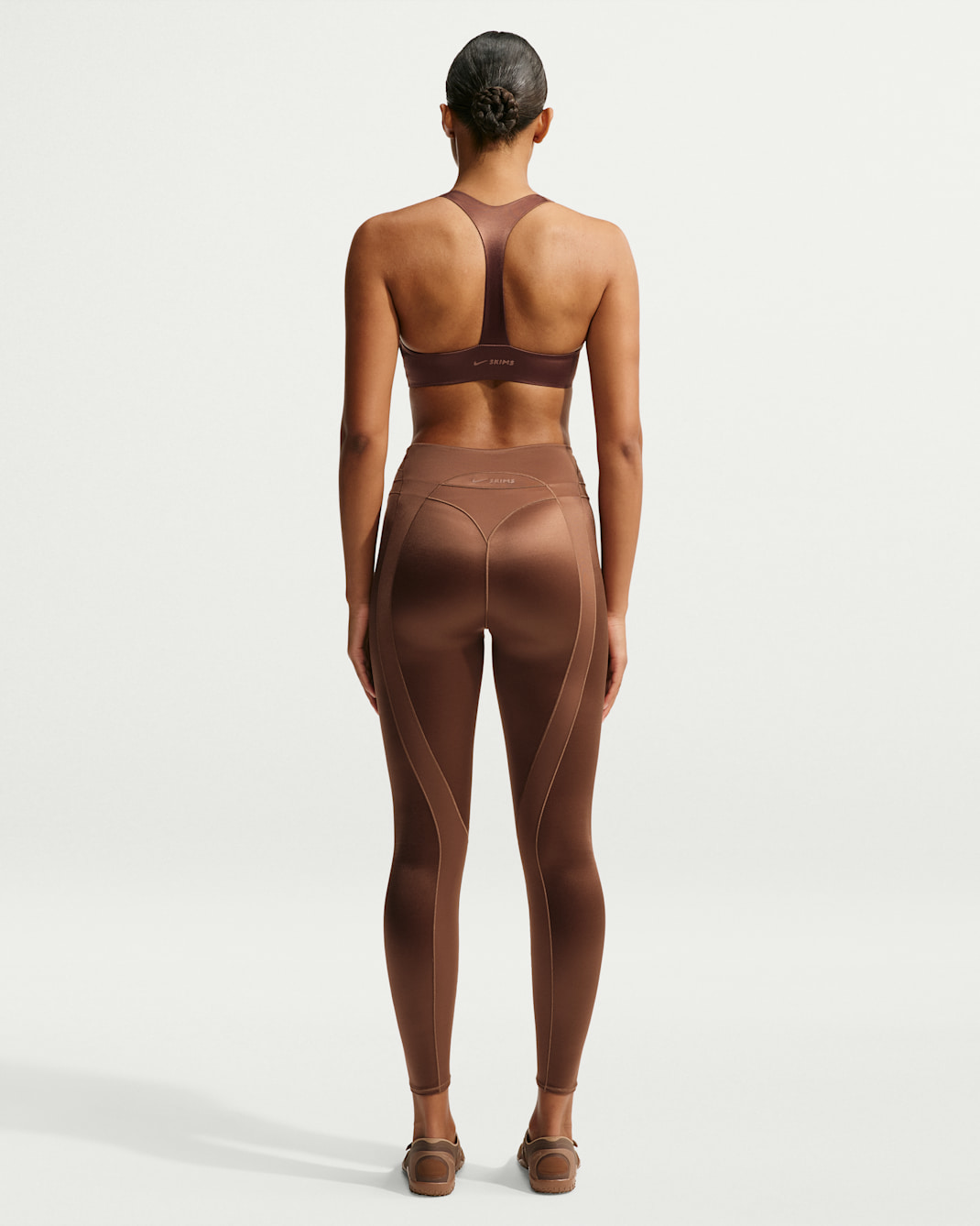 NikeSKIMS Satin Shine Women's High-Waisted 26" Leggings