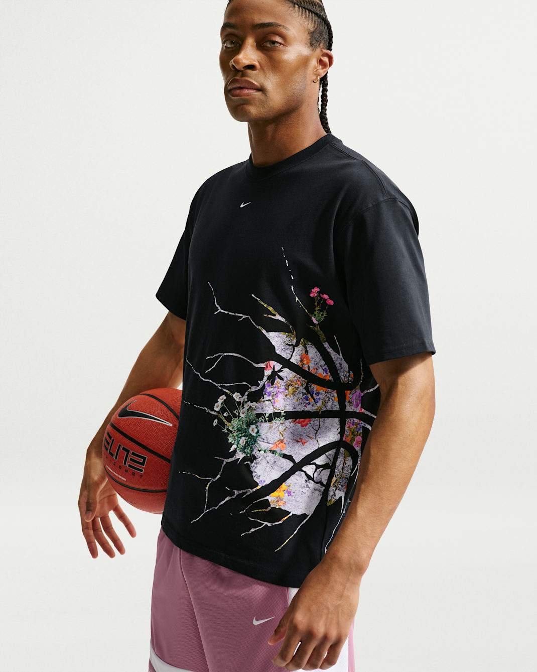 Nike Men's Basketball T-Shirt - Black