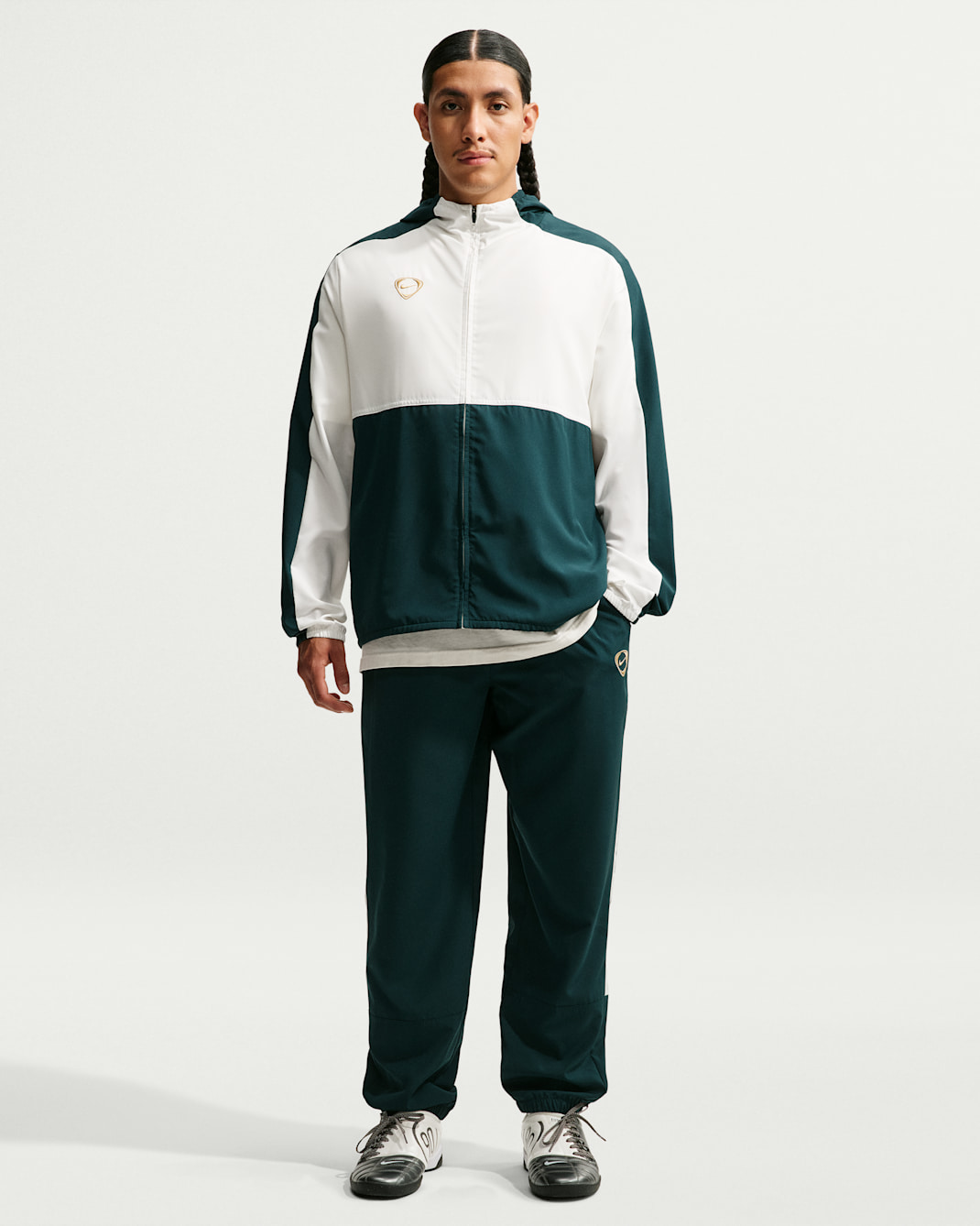 Pánské tkané fotbalové sportovní kalhoty Nike Strike Dri-FIT - Midnight Spruce/Sail/Metallic Gold