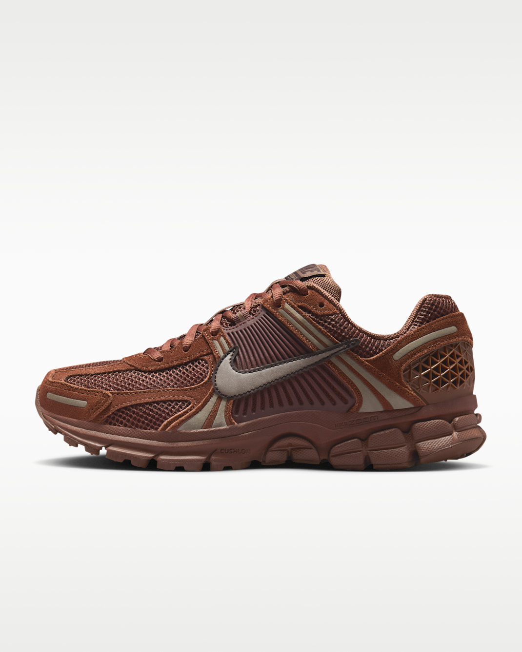 Nike Zoom Vomero 5 Women's Shoe with Reflective Accents - Fauna Brown/Velvet Brown/Mink Brown