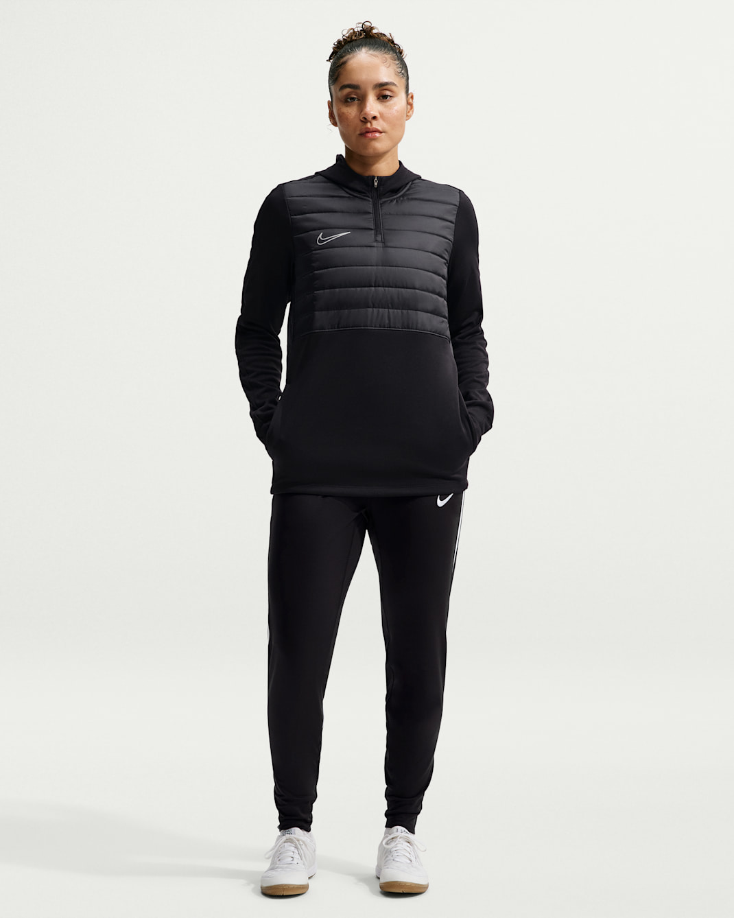 Nike Academy Winter Warrior Women's Therma-FIT Soccer Drill Top