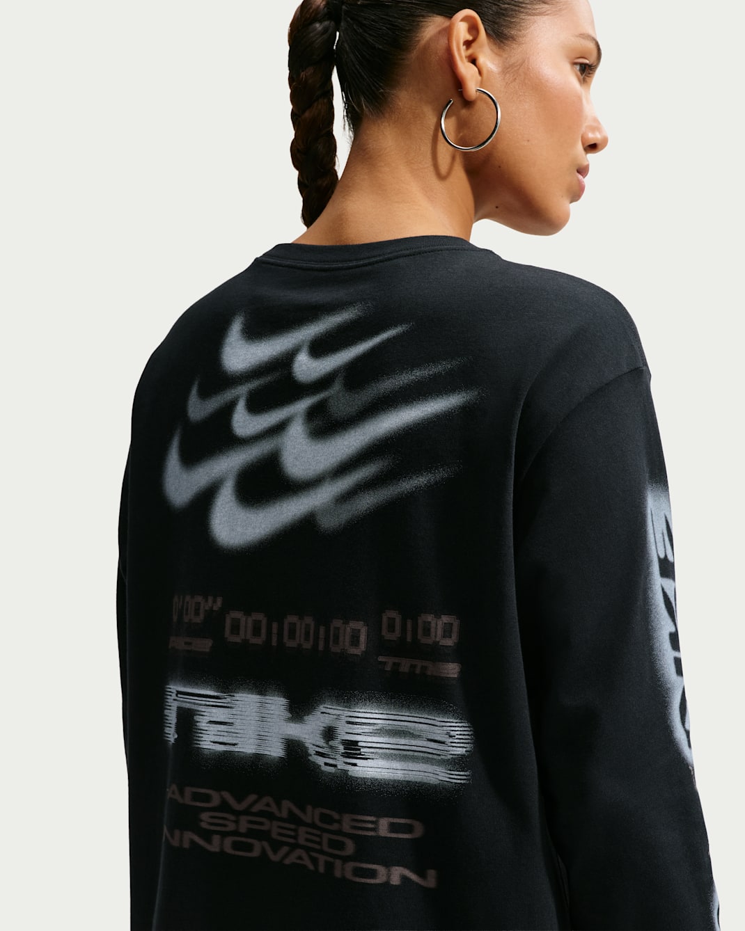 Nike Sportswear Classic Women's Oversized Long-Sleeve T-Shirt