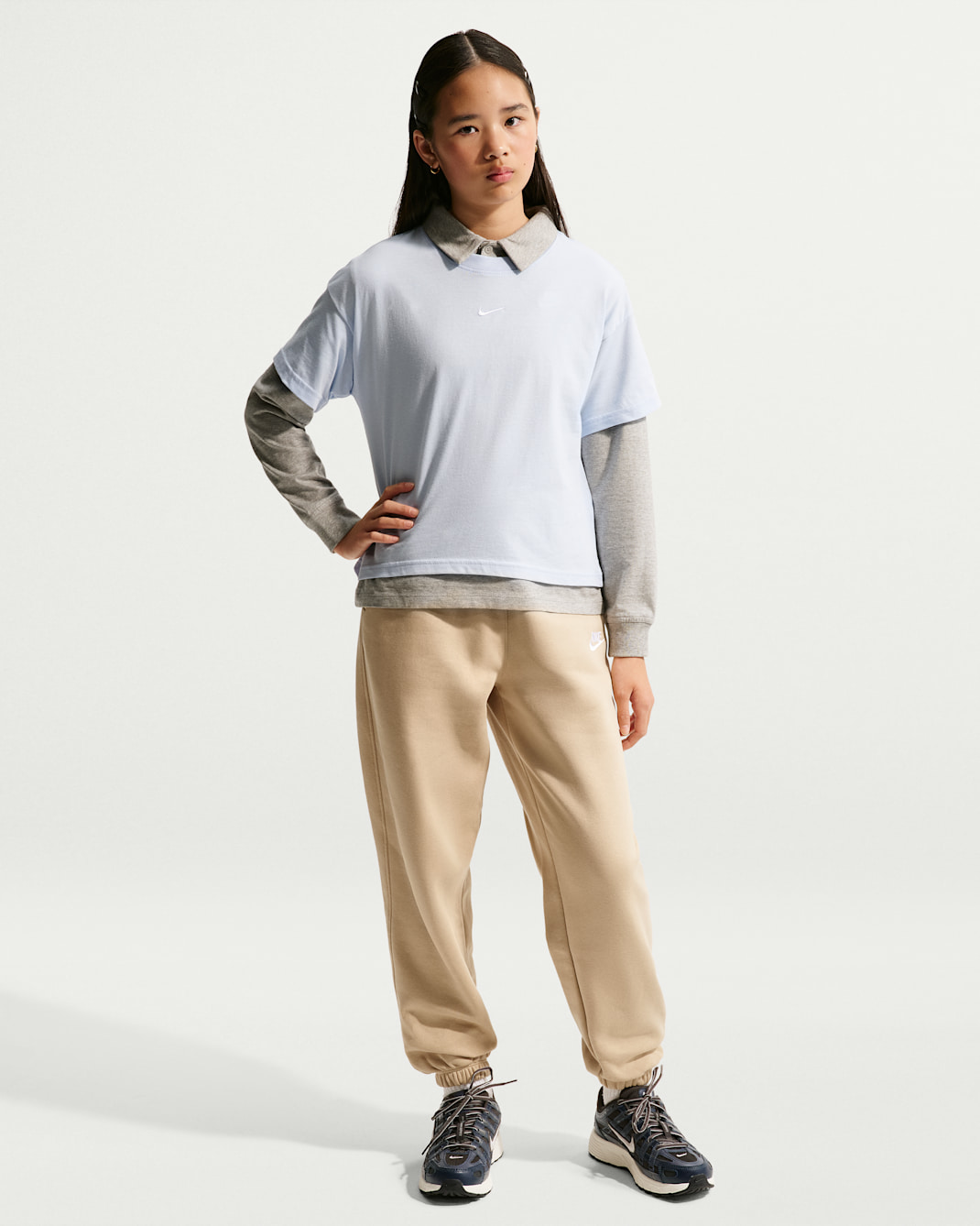 Pants holgados para niños talla grande Nike Sportswear Club Fleece - Lino/Blanco