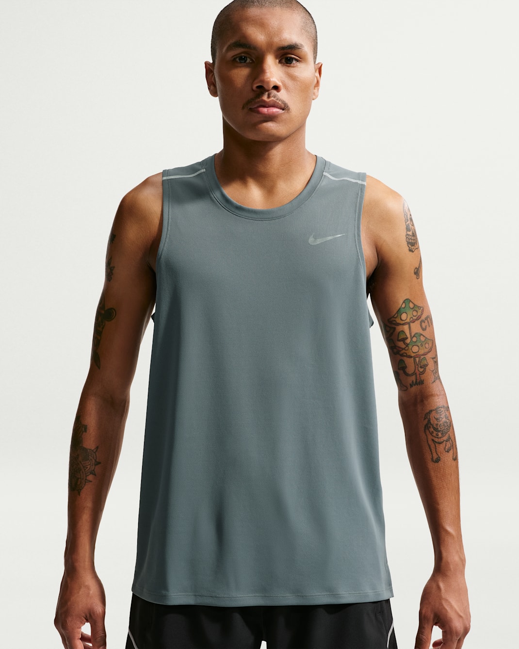 Camiseta de tirantes de correr Dri-FIT para hombre Nike Miler - Gris humo