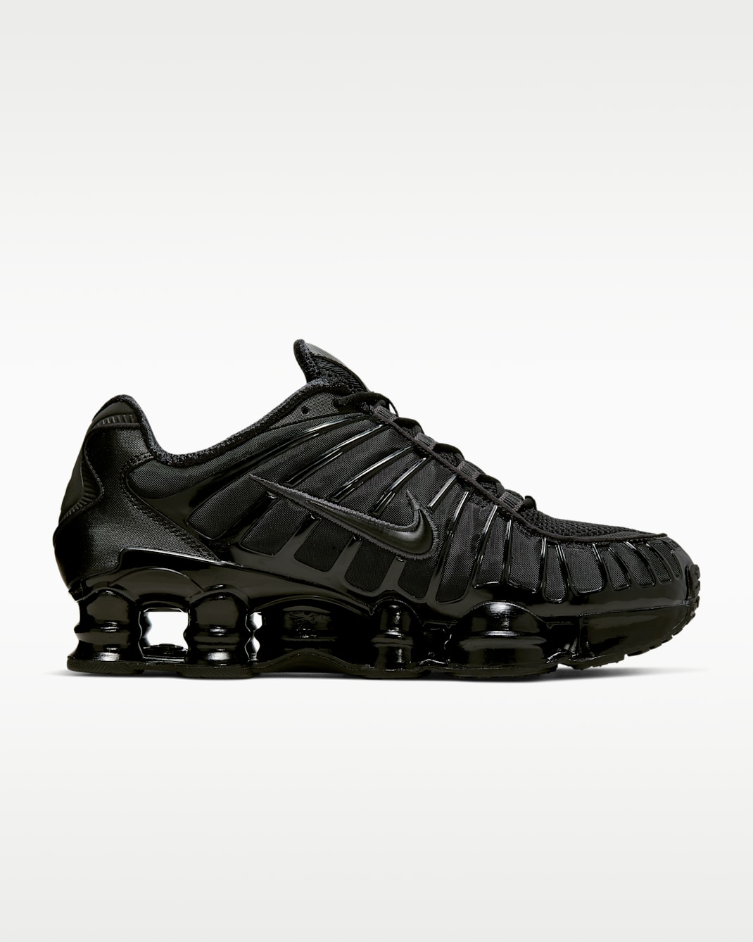 Black lifestyle sneaker