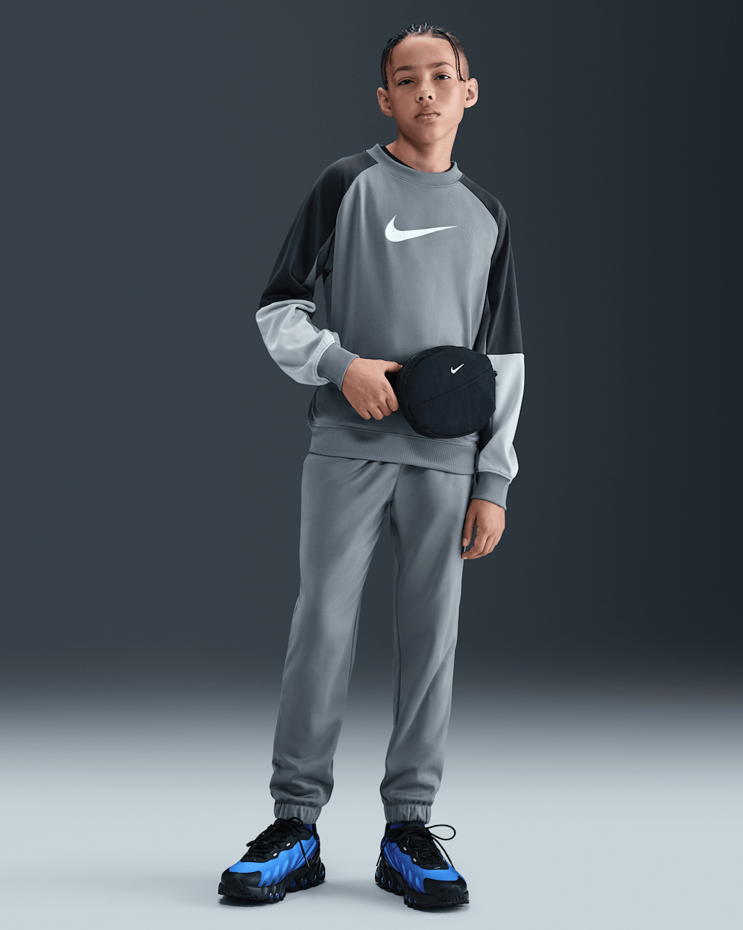 Nike Sportswear Older Kids' Dri-FIT Tracksuit - Smoke Grey/Anthracite/Light Smoke Grey/White