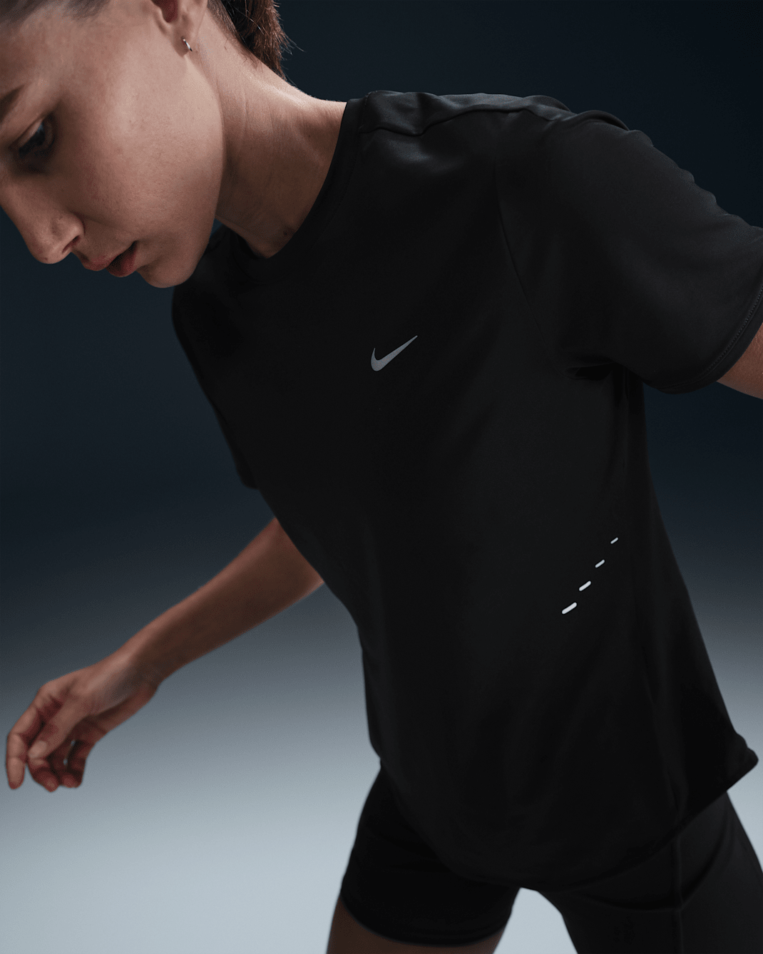 Nike Swift Women's Dri-FIT Short-Sleeve Running Top - Black