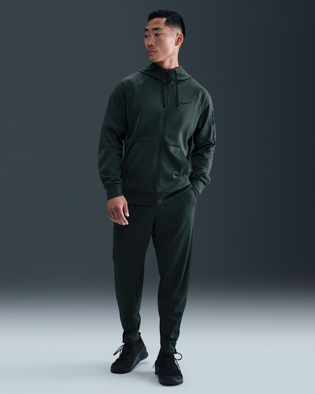 Nike Totality Men's Dri-FIT Tapered Versatile Trousers - Seaweed/White