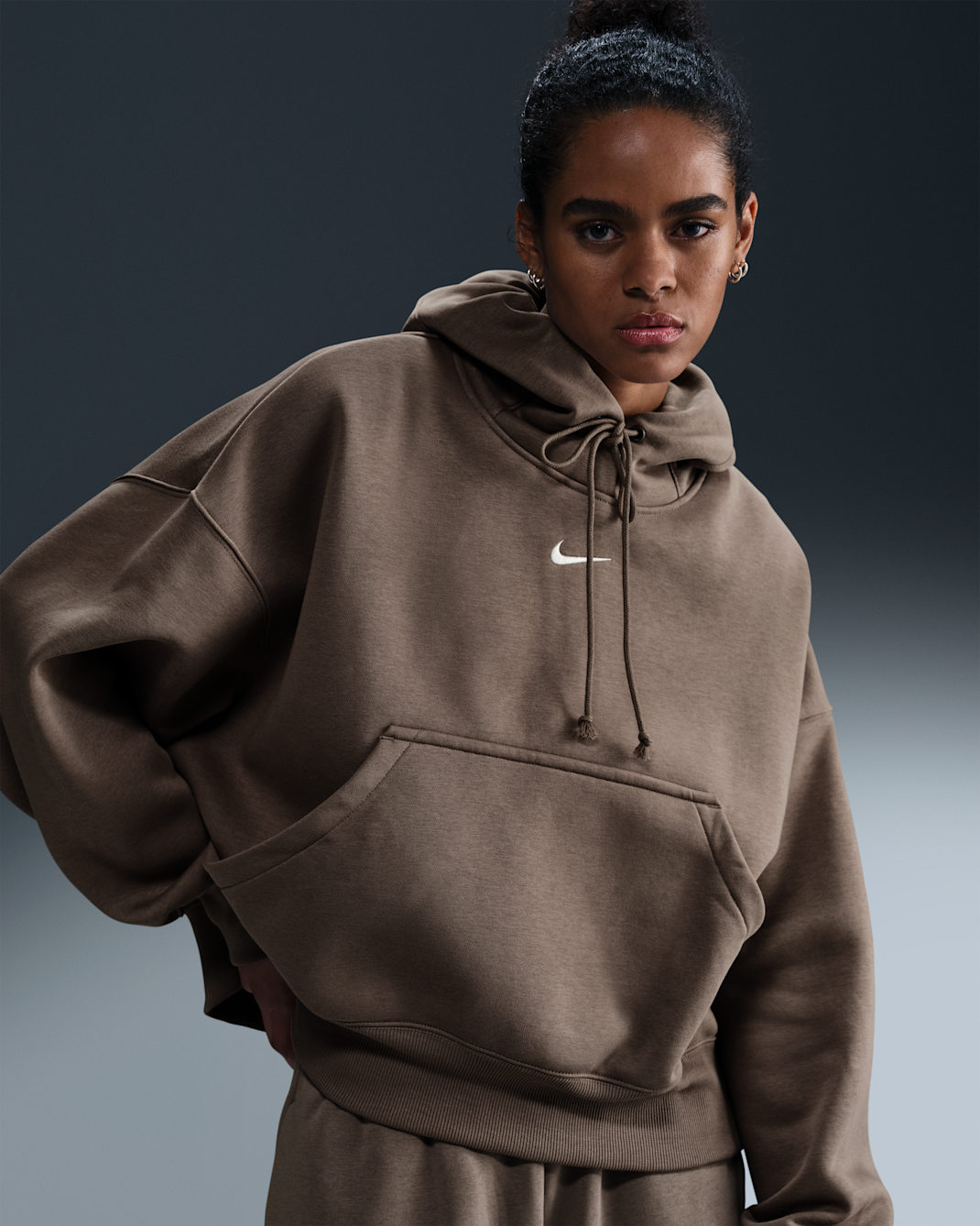 Nike Sportswear Phoenix Fleece Women's Over-Oversized Pullover Hoodie - Mink Brown/Sail