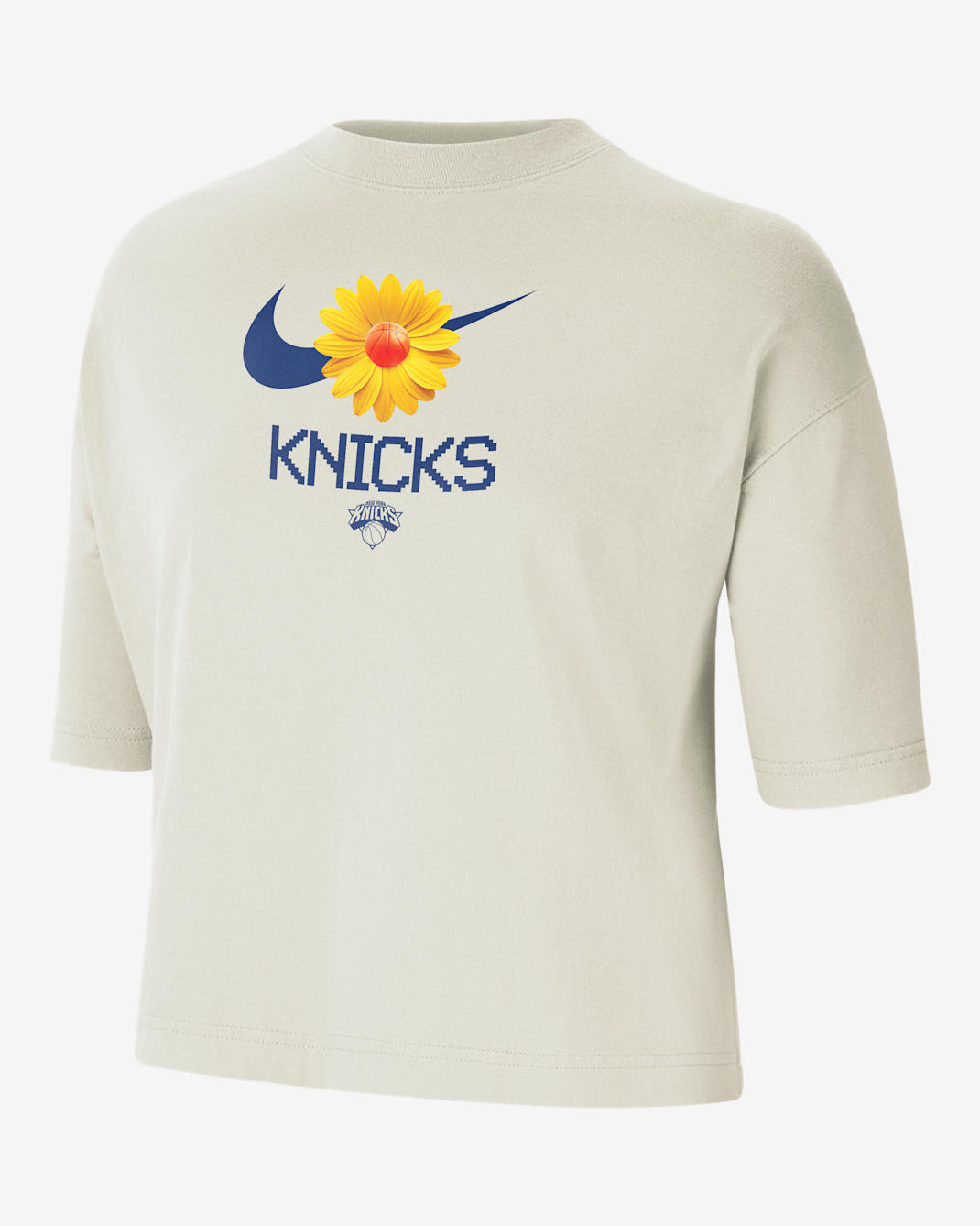 New York Knicks Courtside Women's Nike NBA Boxy T-Shirt - Pure