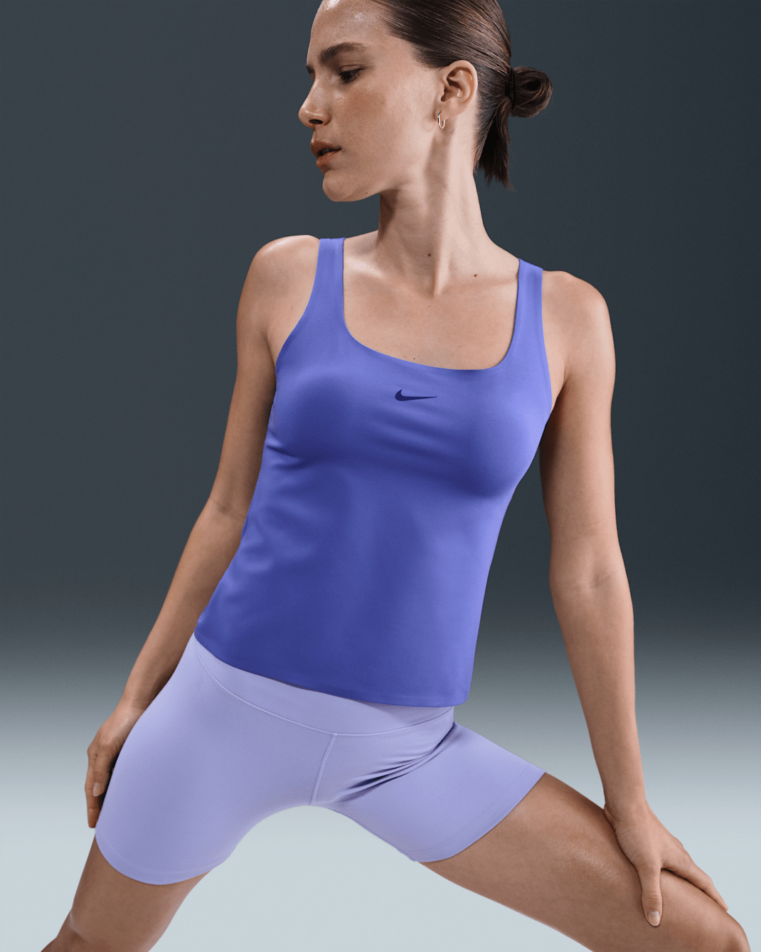 Camiseta de tirantes para mujer Nike Form - Violeta persa/Transparente
