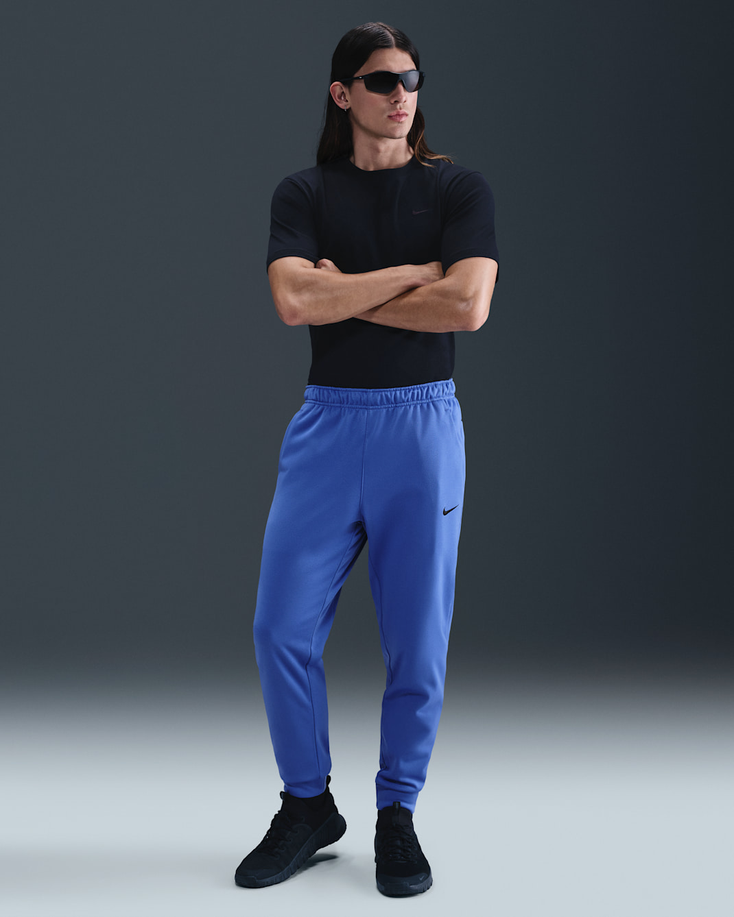 Męskie zwężane spodnie do fitnessu Therma-FIT Nike Therma - Comet Blue/Comet Blue/Czerń