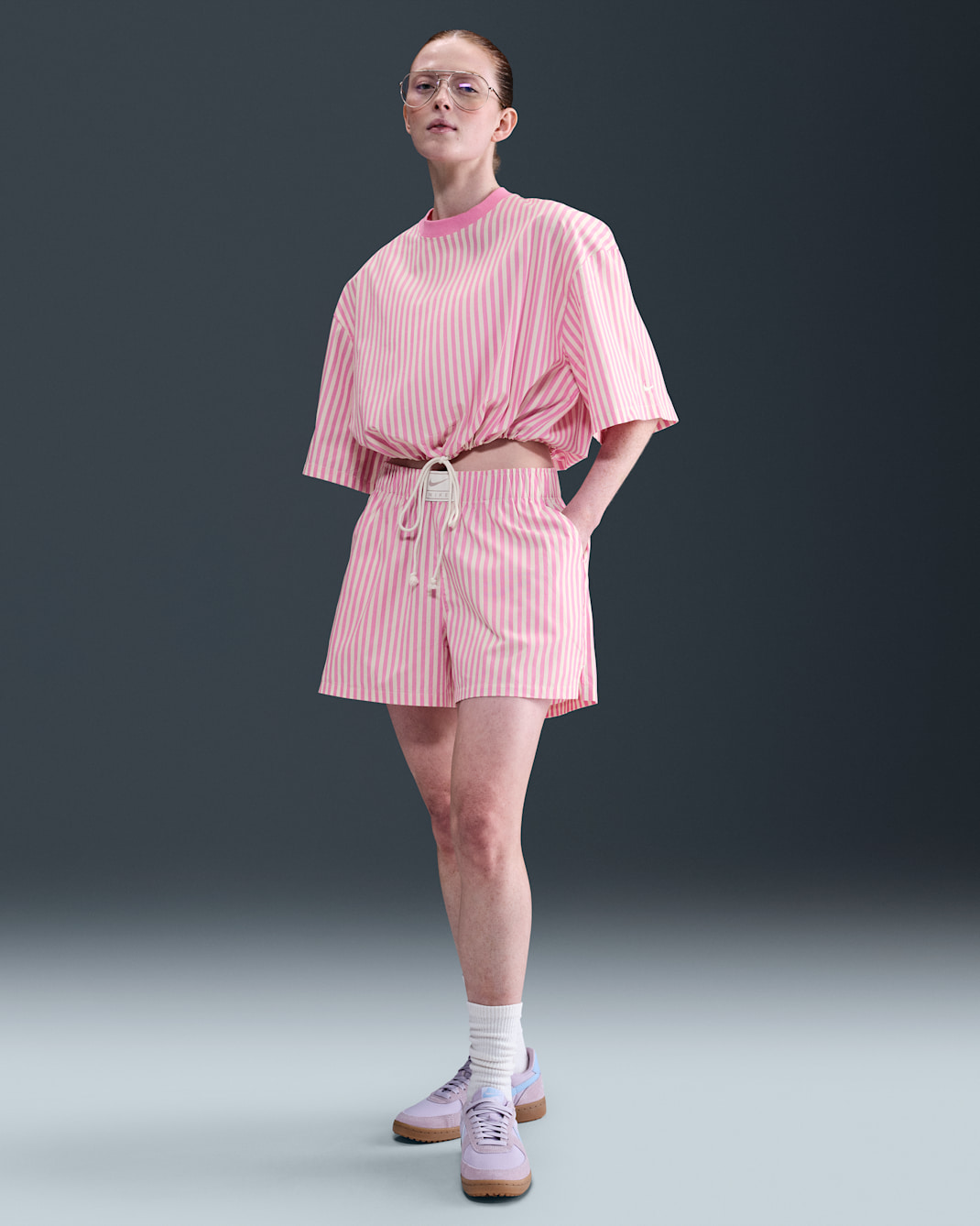 Nike Sportswear Chill Poplin Women's Mid-Rise Loose Striped Shorts - Playful Pink/Sail/Black