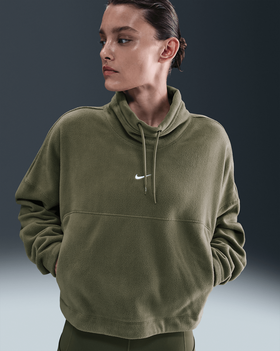 Nike One Therma-FIT-overdel til kvinder - Medium Olive/hvid