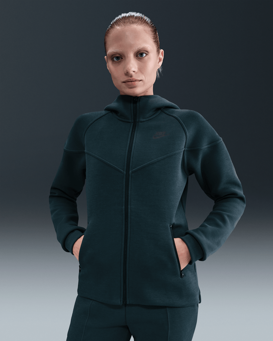 Nike Sportswear Tech Fleece Windrunner Women's Full-Zip Hoodie - Seaweed/Black