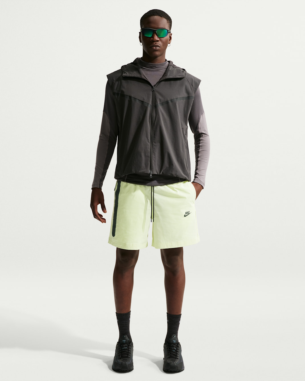 Nike Tech Men's Woven Shorts - Light Liquid Lime/Black
