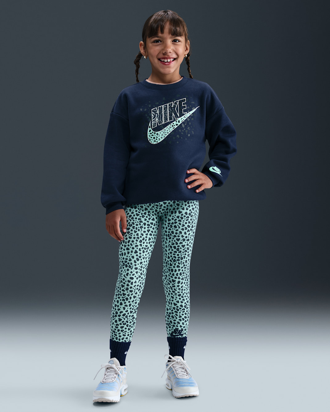 Nike Wild Warmth kerek nyakkivágású felső és leggings szett kisgyerekeknek - Mint Foam
