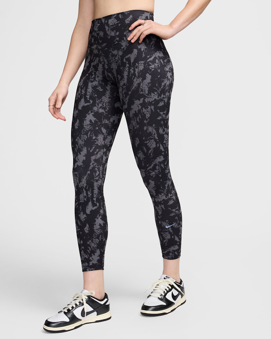 Nike One Women's High-Waisted 7/8 Printed Leggings - Black/Black