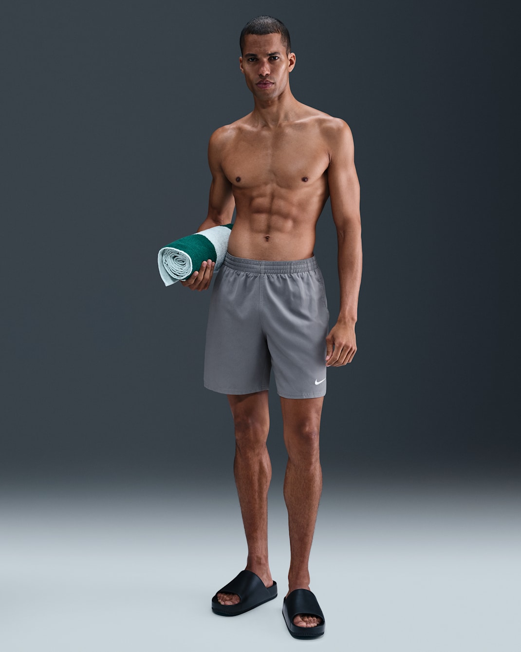 Shorts de playa o alberca de 18 cm con forro de ropa interior para hombre Nike Swim Breaker Essential - Gris azulado/Blanco