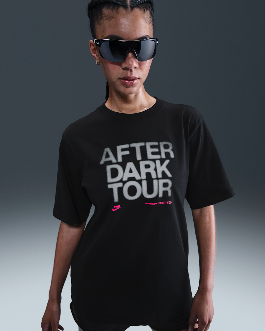 Nike After Dark Tour Women's Loose Short-Sleeve T-Shirt - Black