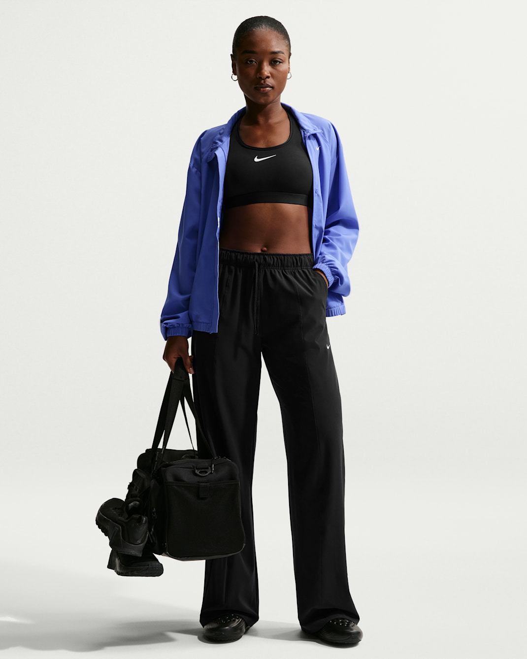 Nike One Women's Dri-FIT Woven Wide-Leg Trousers - Black/White