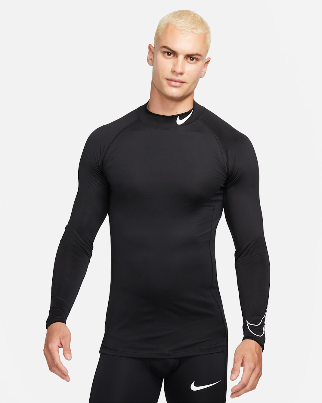 Nike Pro Dri-FIT tettsittende langermet trøye for herrer - Svart/Hvit