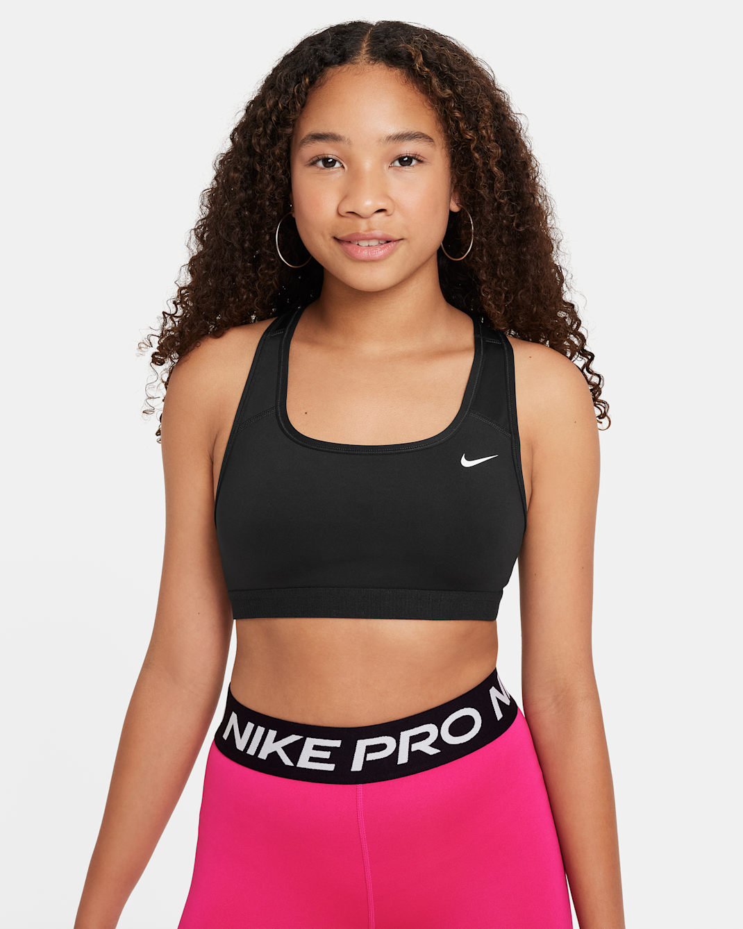 สปอร์ตบราเด็กโต Nike Swoosh (หญิง) - ดำ/ขาว