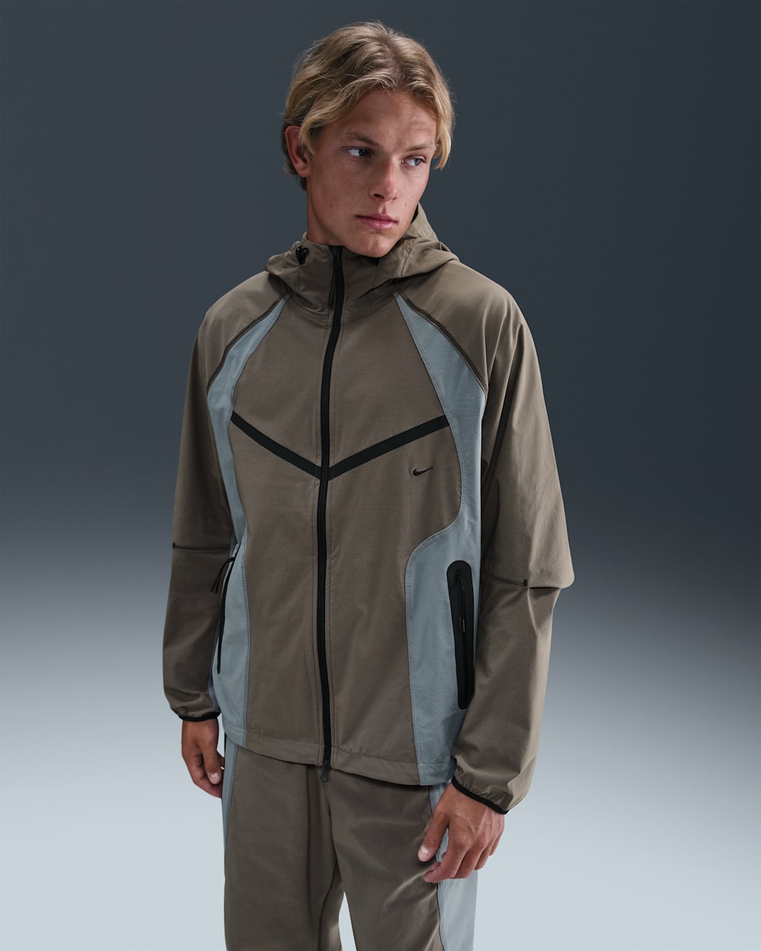 Nike Tech Men's Dri-FIT Woven Color-Block Windrunner Loose Jacket - Cave Stone/Cool Grey/Black