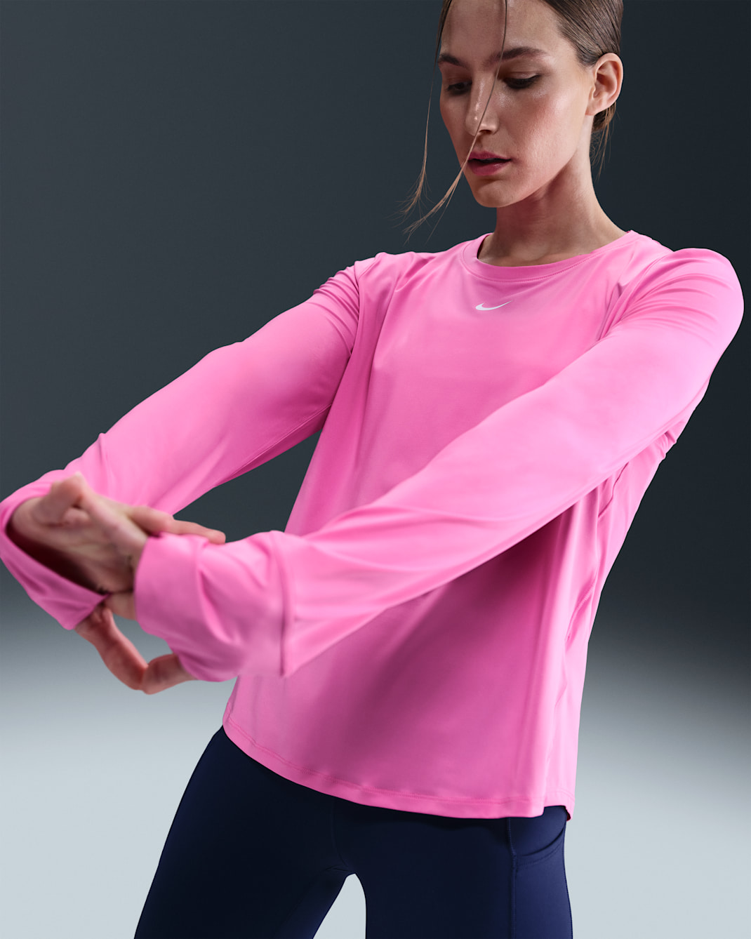 Dámské tričko Nike One Classic Dri-FIT s dlouhým rukávem - Playful Pink/Bílá
