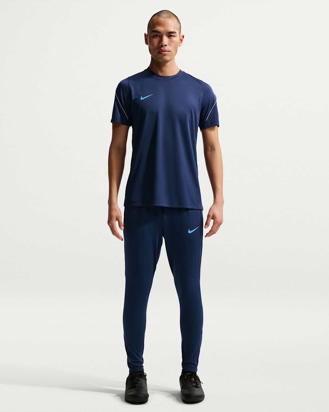 ナイキ ストライク メンズ Dri-FIT サッカーパンツ - ミッドナイトネイビー/ビビッドスカイ/ビビッドスカイ/ビビッドスカイ