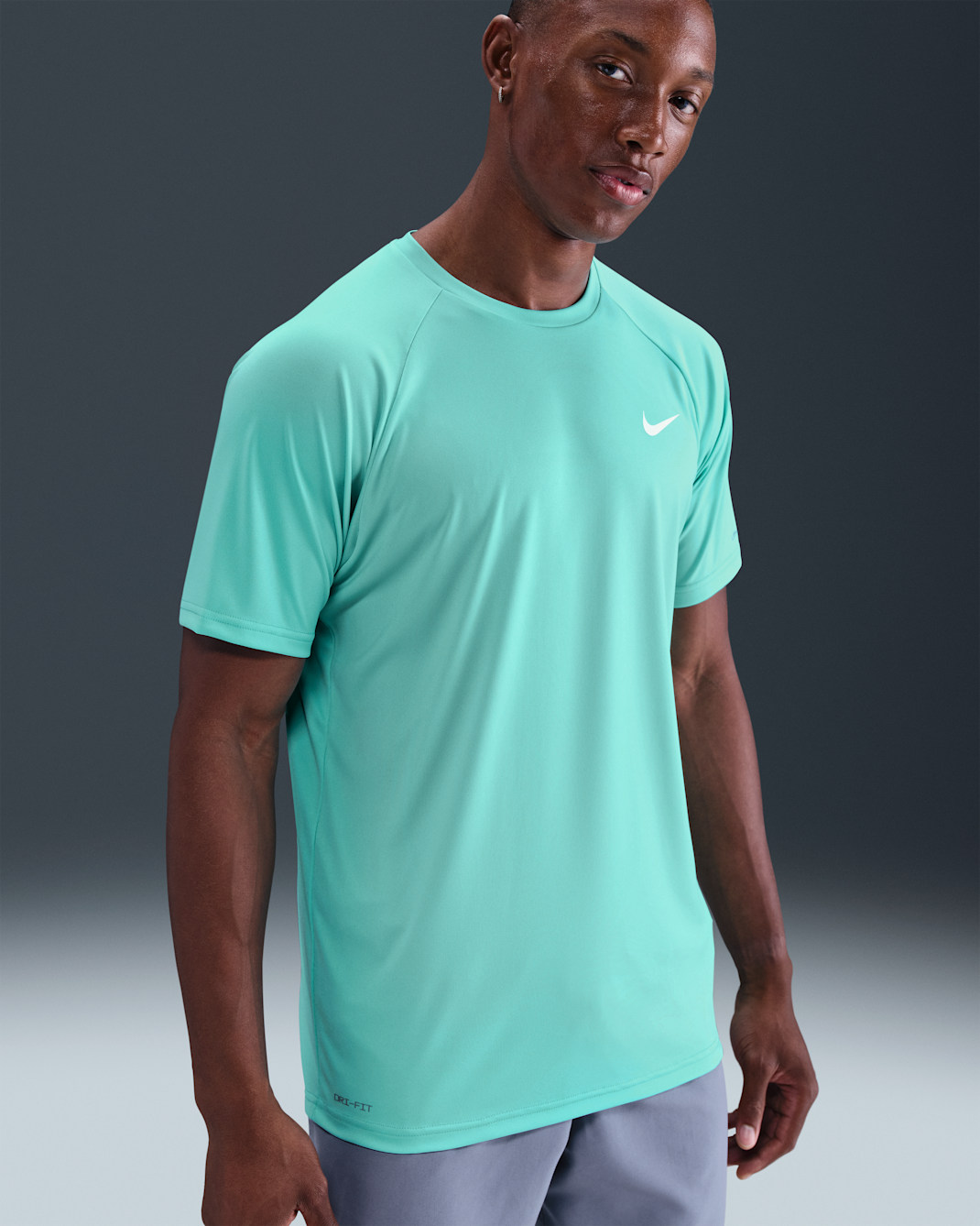 Camiseta Hydroguard de natación de manga corta para hombre Nike Essential - Turquesa desteñido/Blanco