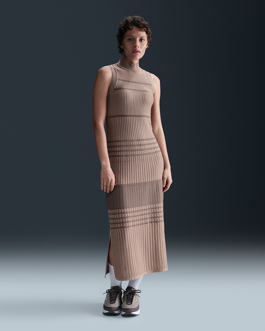 ナイキ Every Stitch Considered ウィメンズ ニット ドレス - セピアストーン