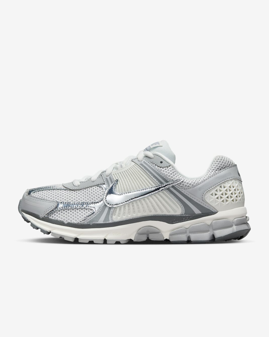 Nike Zoom Vomero 5 Men's Shoes - Summit White/Light Smoke Grey/Smoke Grey/Metallic Silver