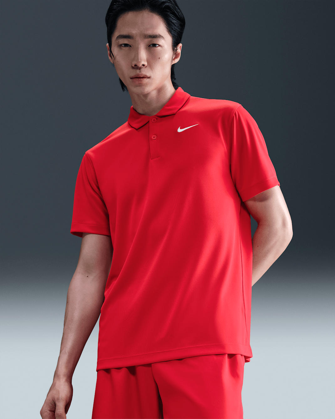 เสื้อโปโลเทนนิสผู้ชาย NikeCourt Dri-FIT - University Red/ขาว