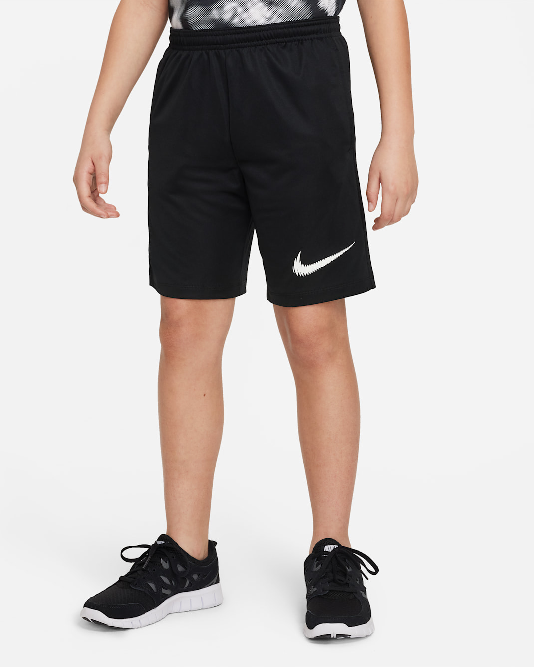 Nike Dri-FIT Trophy23 Older Kids' Shorts - Black/White