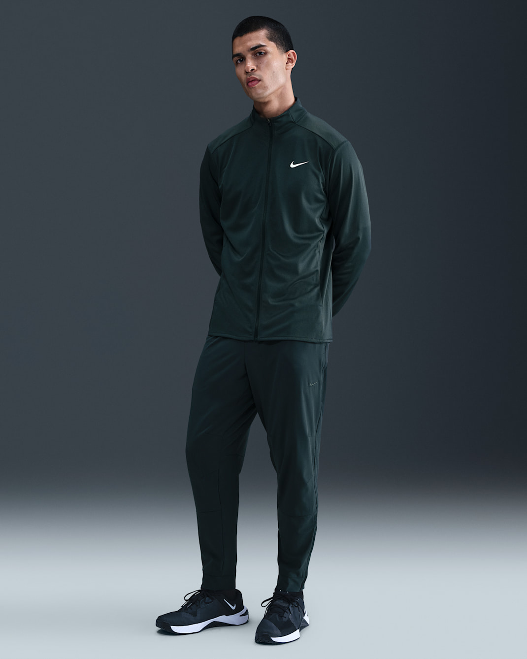 Nike Unlimited Men's Dri-FIT Zip Cuff Versatile Trousers - Seaweed/Black/Seaweed