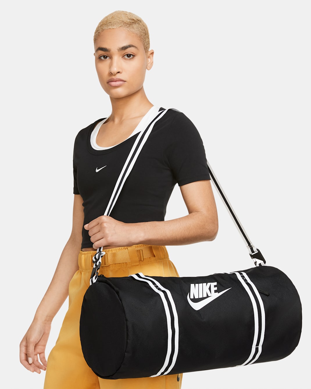 Nike Heritage Duffel Bag (30L) - Black/Black/White
