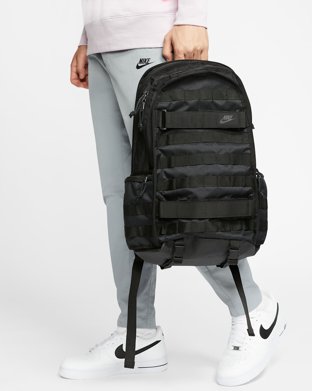 Nike Sportswear RPM 背包 (26 公升) - 黑色/黑色/黑色