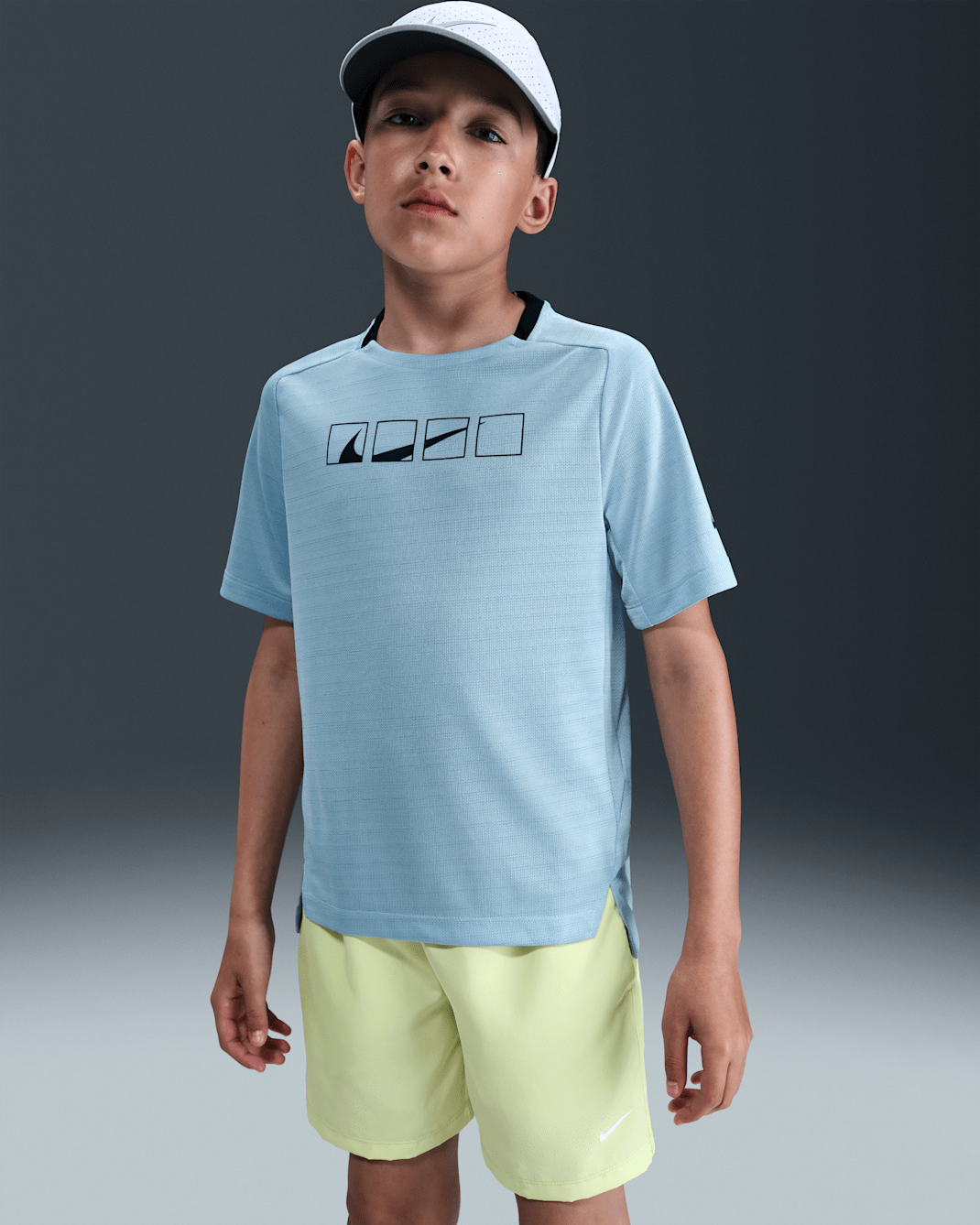 Nike Multi Tech Older Kids' (Boys') Dri-FIT Short-Sleeve Top - Light Armoury Blue/Black