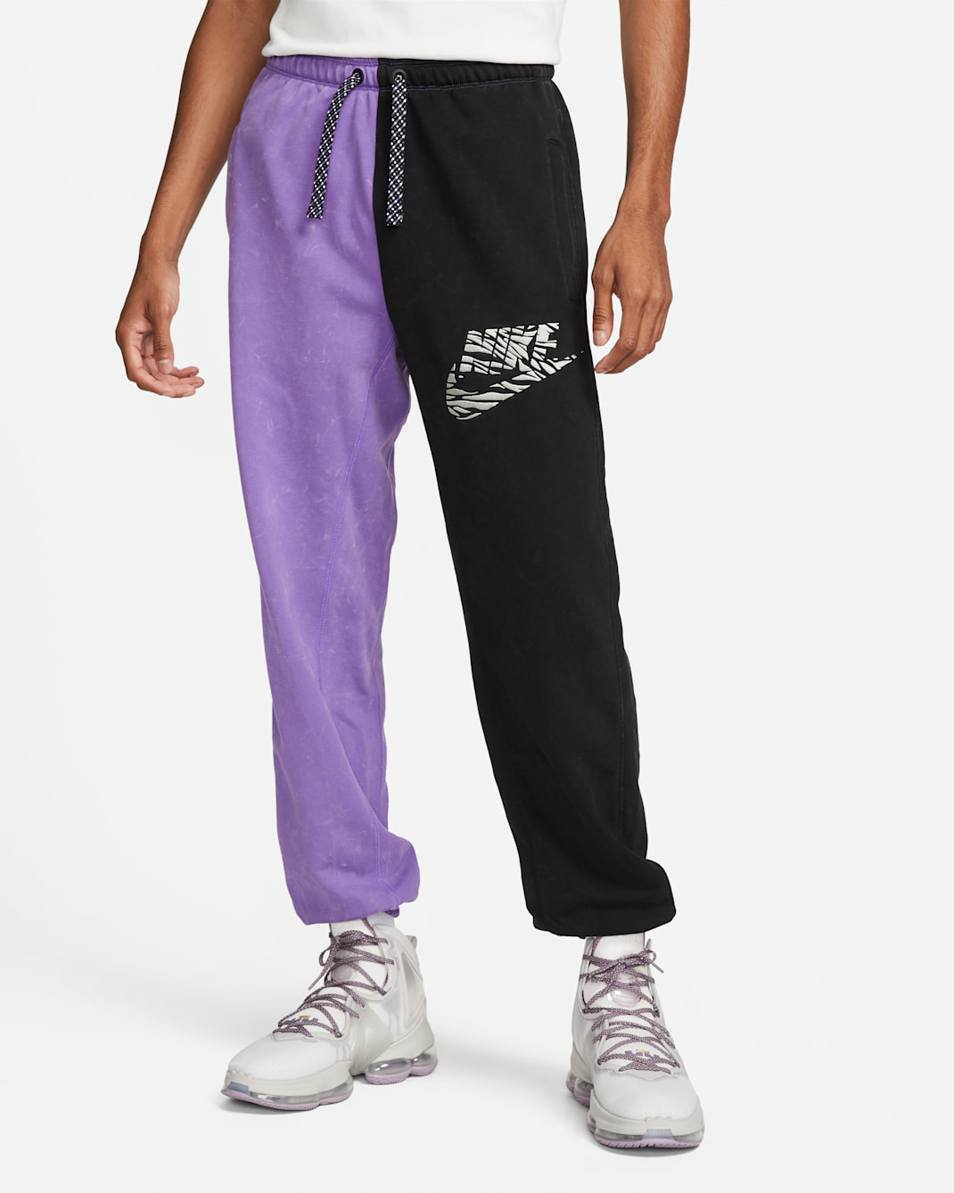 Nike Dri-FIT Standard Issue Men's Premium Basketball Pants - Black/Action Grape/Metallic Silver