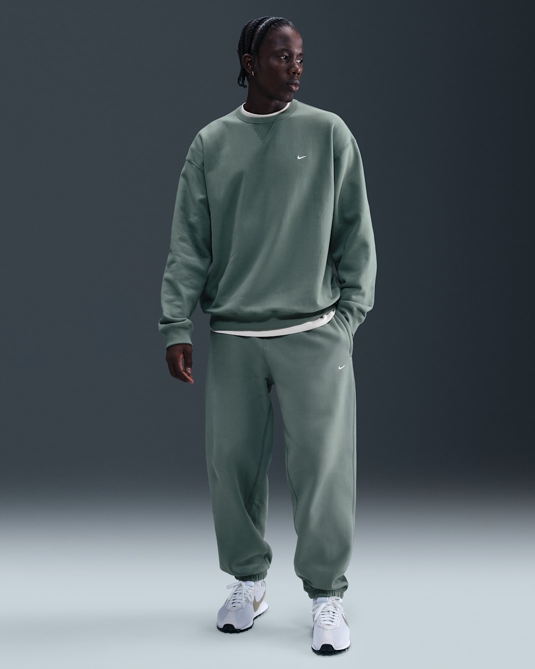 Nike Solo Swoosh Men's Cuffed Fleece Trousers - Clay Green/Clay Green/White