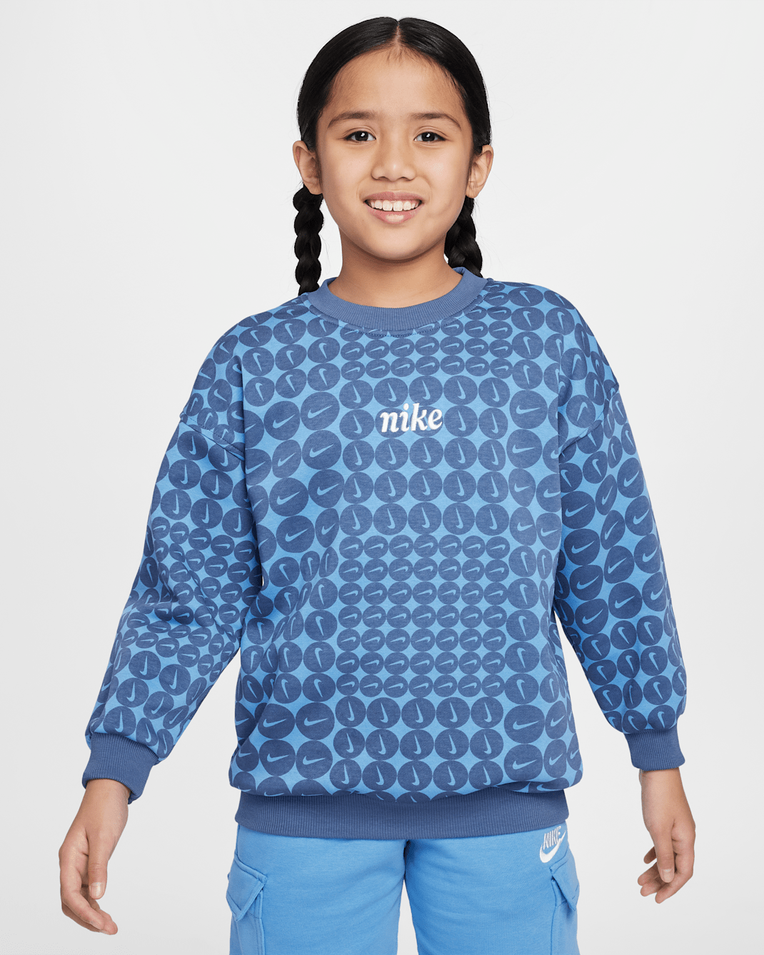 Nike Sportswear Club Fleece Big Kids' (Girls') Oversized Crew-Neck Sweatshirt - Diffused Blue/White