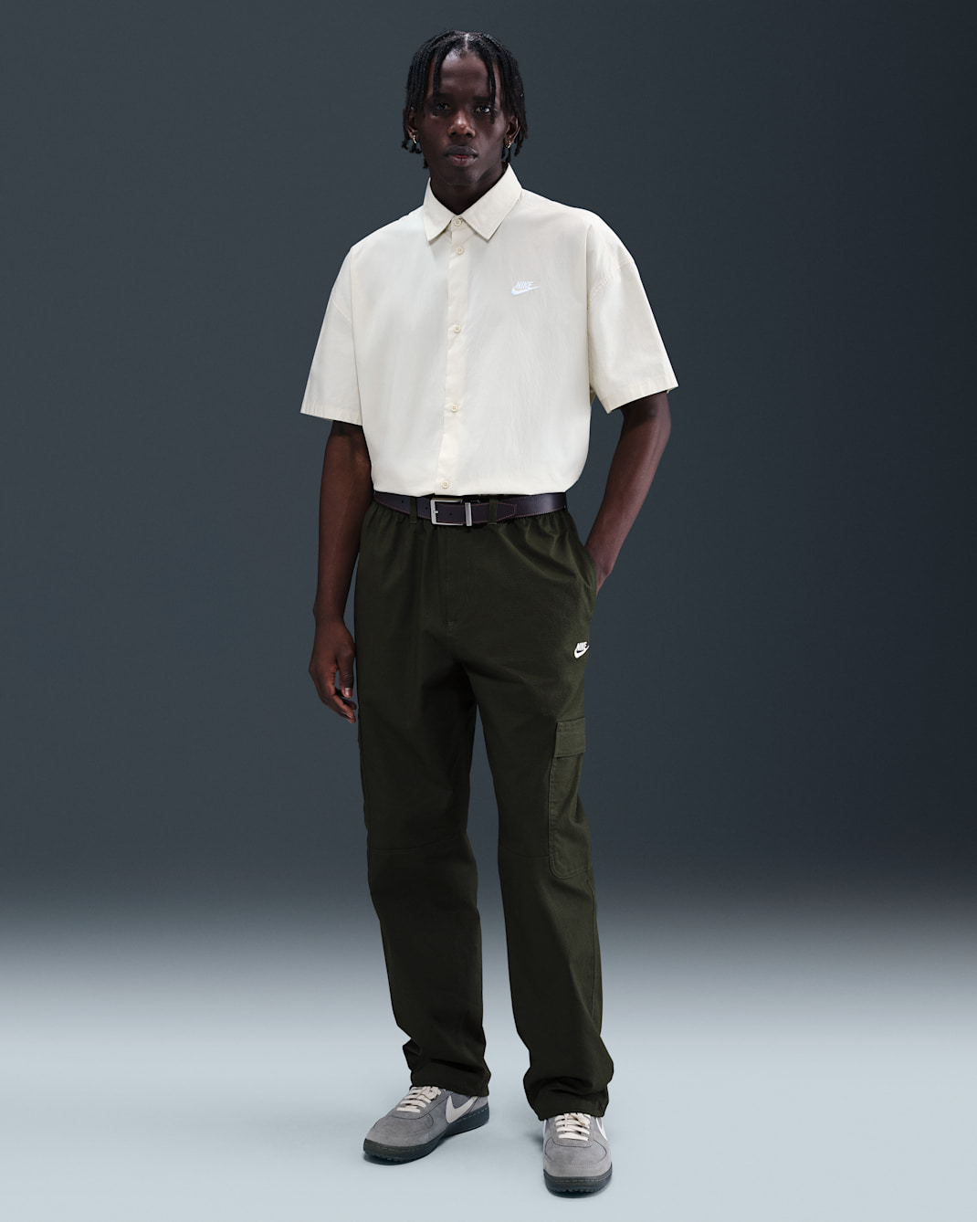 Nike Sportswear Club Men's Woven Cargo Trousers - Sequoia/White