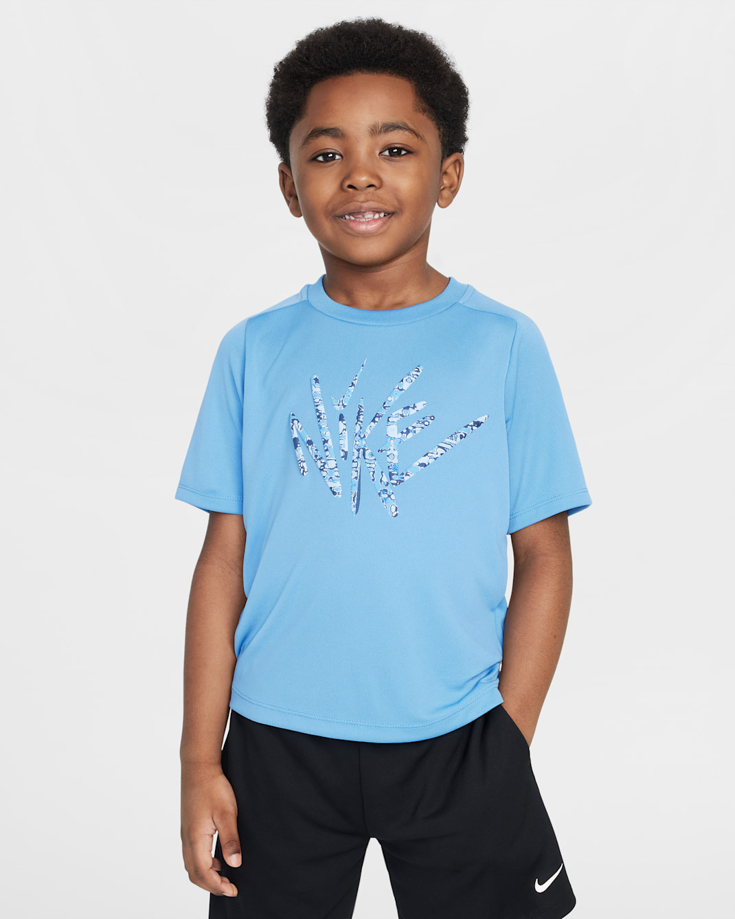 Playera de manga corta Bold Move para niños talla pequeña Nike Dri-FIT - Azul extremo