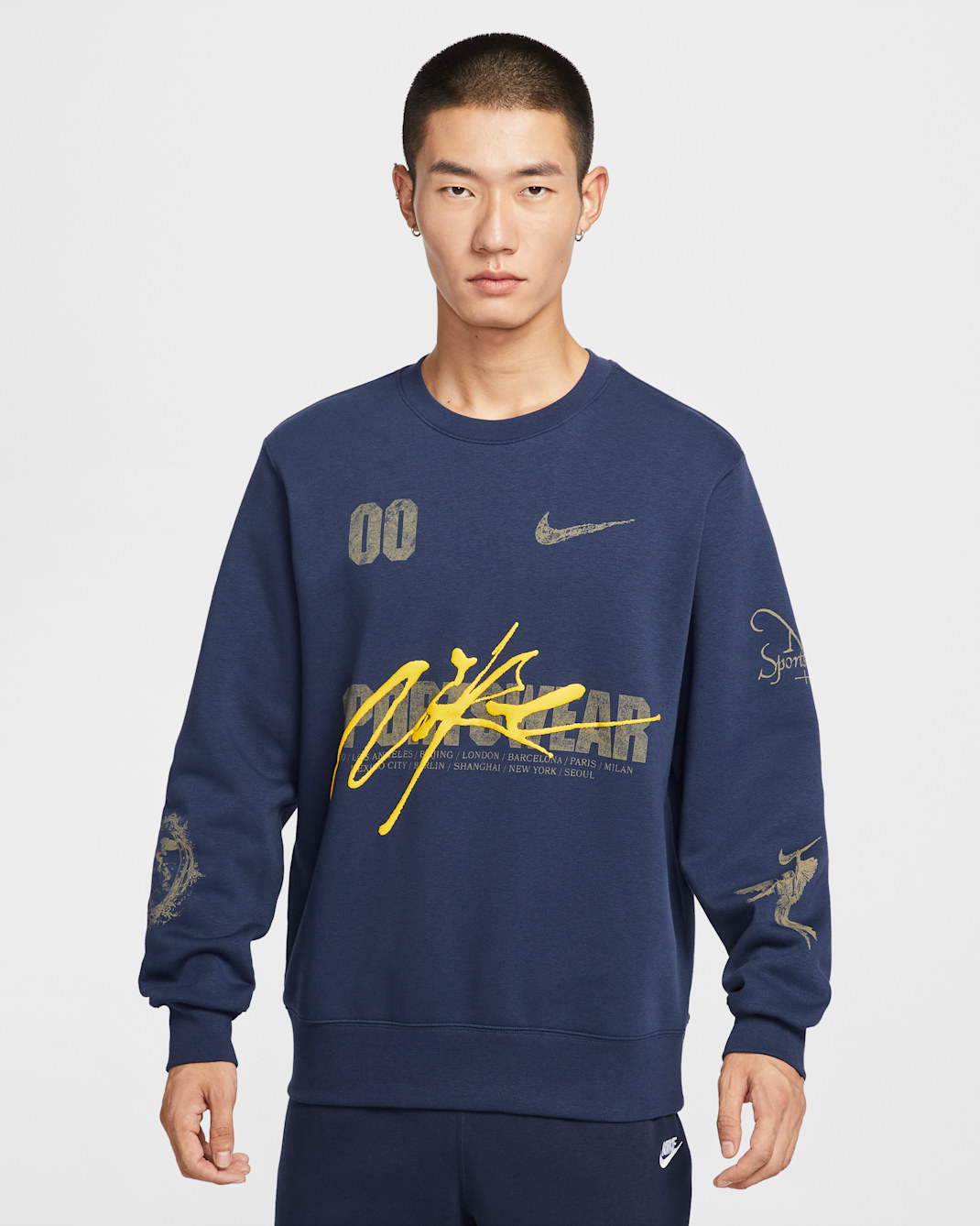 ナイキ スポーツウェア クラブ フリース クルーネック スウェットシャツ - ミッドナイトネイビー