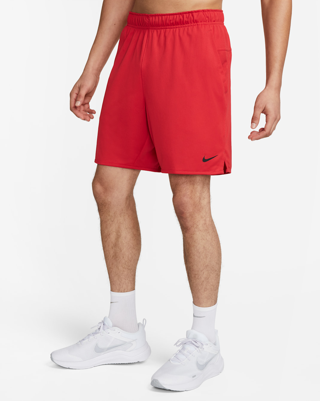 Nike Totality Dri-FIT 18 cm Astarsız Çok Yönlü Erkek Şortu - University Red/Siyah/University Red/Siyah