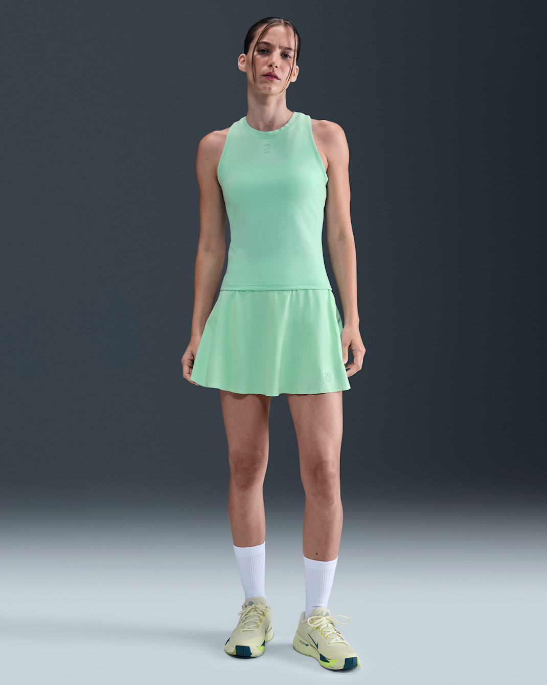 Falda de tenis Dri-FIT corta para mujer NikeCourt Advantage - Espuma menta/Espuma menta