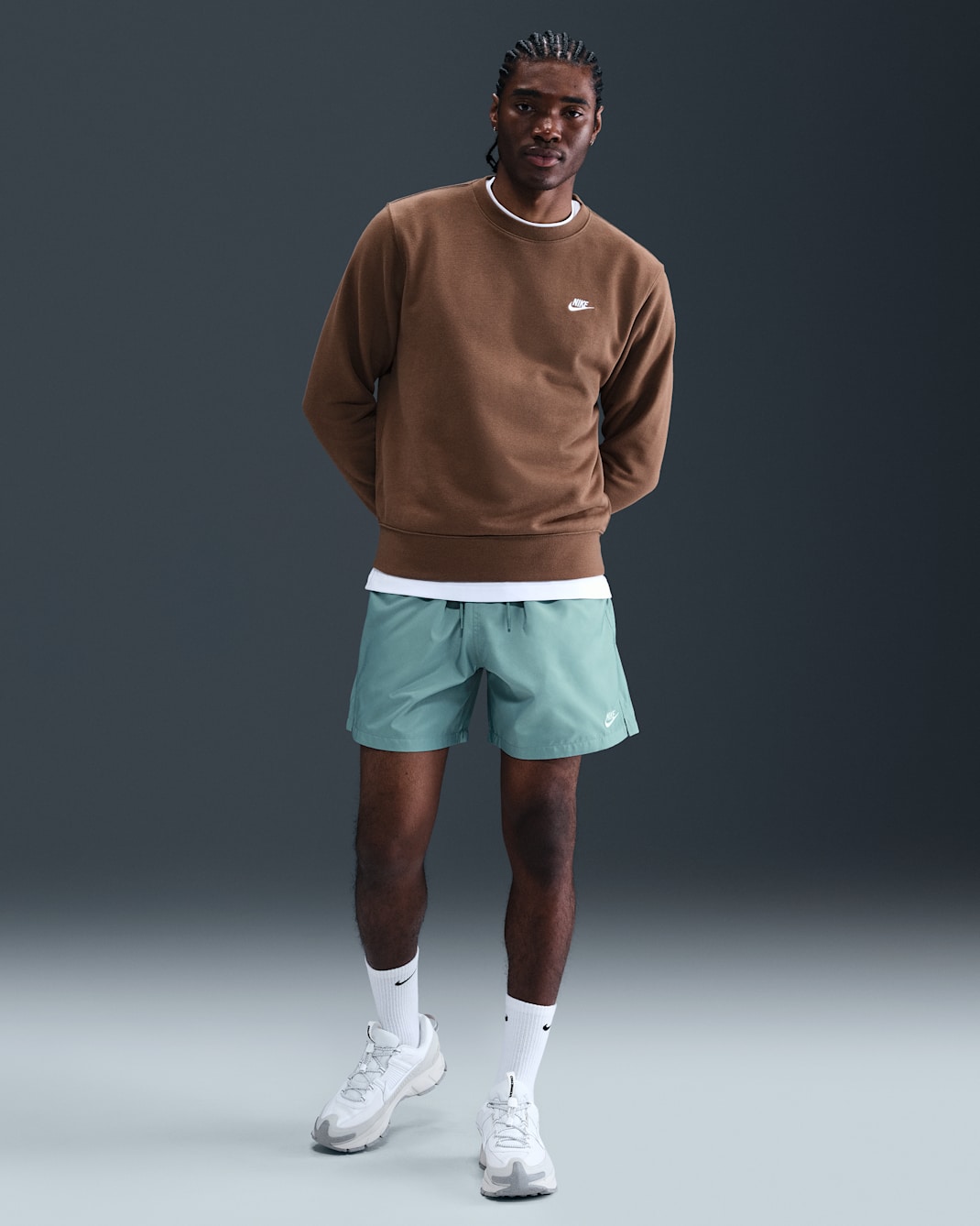 Shorts de tejido Woven Flow para hombre Nike Club - Cañón/Blanco