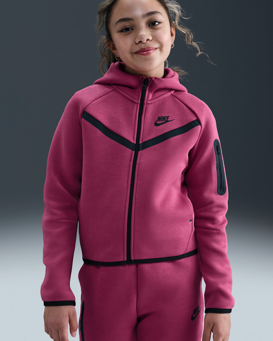 Nike Sportswear Tech Fleece hoodie met rits voor meisjes - Sweet Beet/Zwart/Zwart